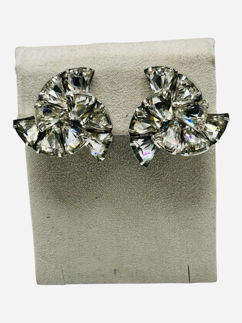 Vintage Weiss Trapezoid Rhinestone Pinwheel Clip Earrings